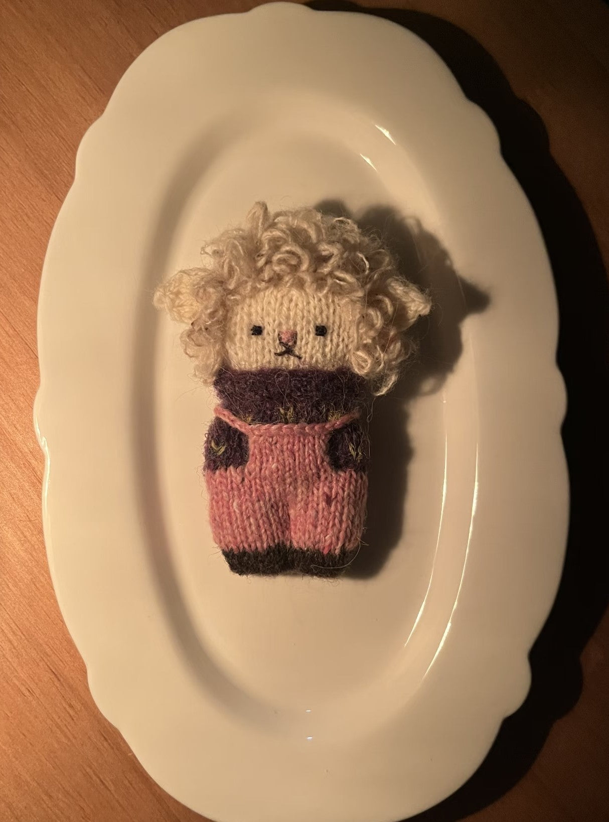 Cuddle-in-Pocket Lamb